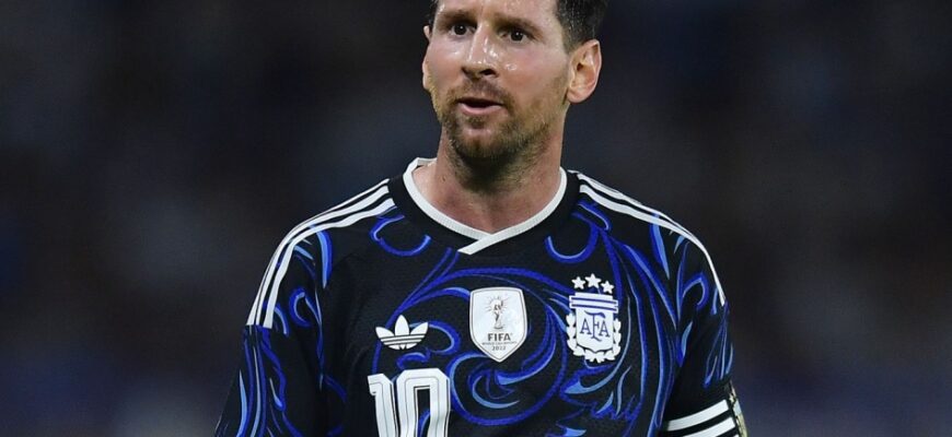 Messi Islandiya bilan o'yinda qatnashadimi? Skaloni javob berdi!