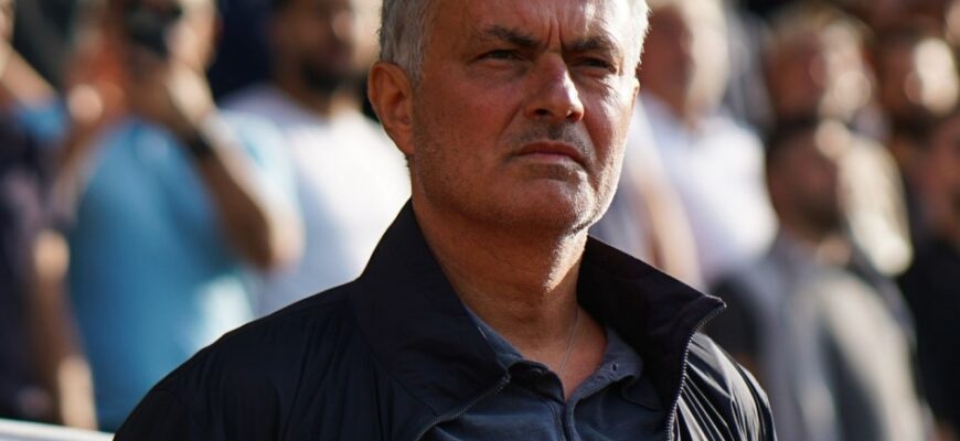 Mourinho Madriddagi "Real" davridagi uyiga qaytdi