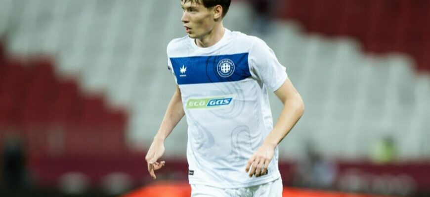 "Orenburg" hujumchisi Kasadjikov "Lokomotiv"ga urilmagan penalti haqida