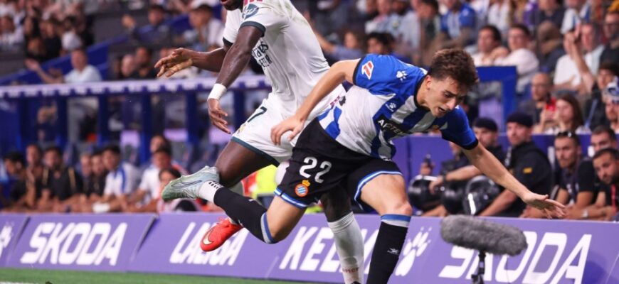 Roberto Karlos Kalatravaning Vinisiusga zarbasiga munosabat bildirdi