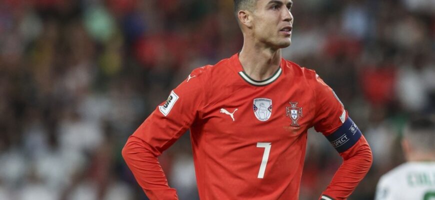 Ronaldu terma jamoa bilan xayrlashishi shart edi, deydi agent Barbosa