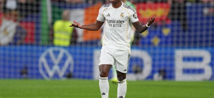 Vinicius va Real: Shartnoma muzokaralaridagi sirli kelishmovchilik