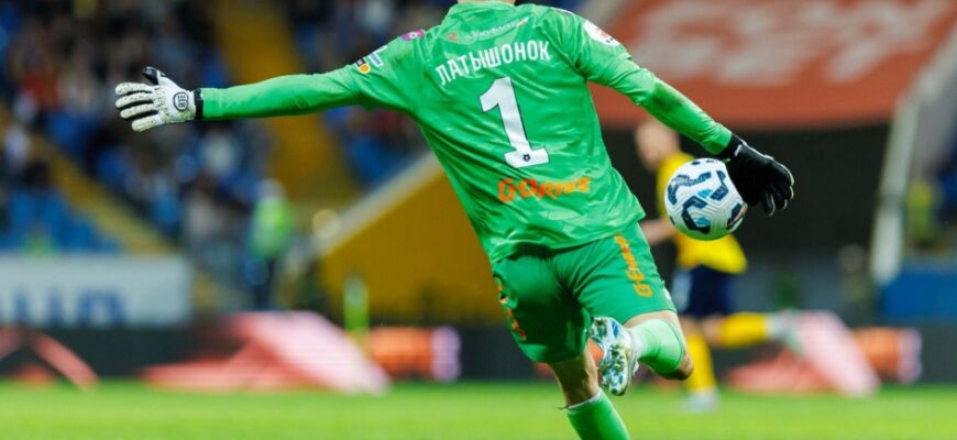 Yevgeniy Latyshonok "Baltika"ga qaytdi: Asosiy tarkibda maydonga tushadi!
