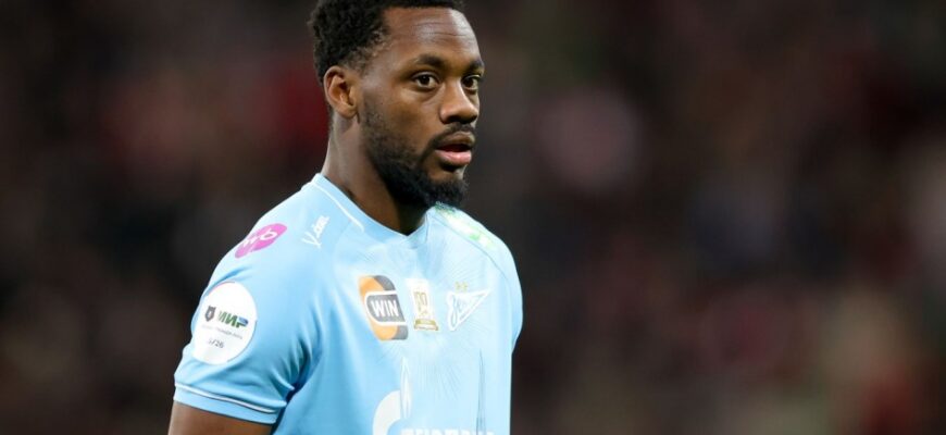 Zenit Jon Duran bilan hamkorlikni yakunladi